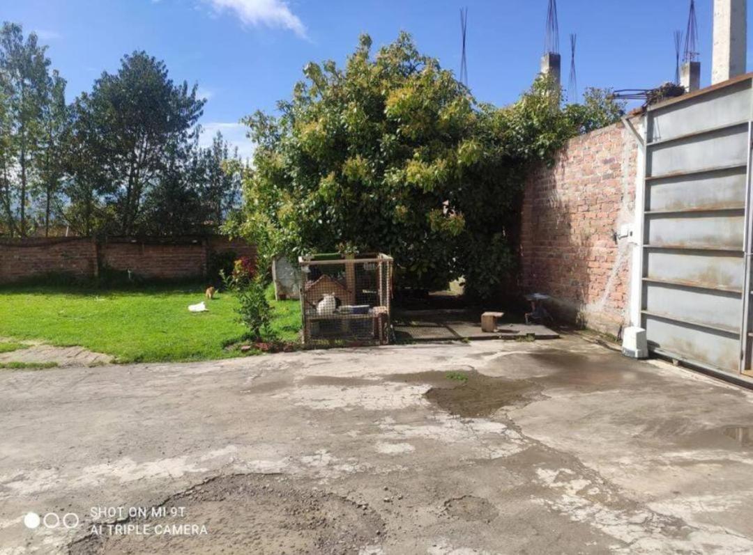 Departamento En El Campo Apartment Riobamba Exterior photo